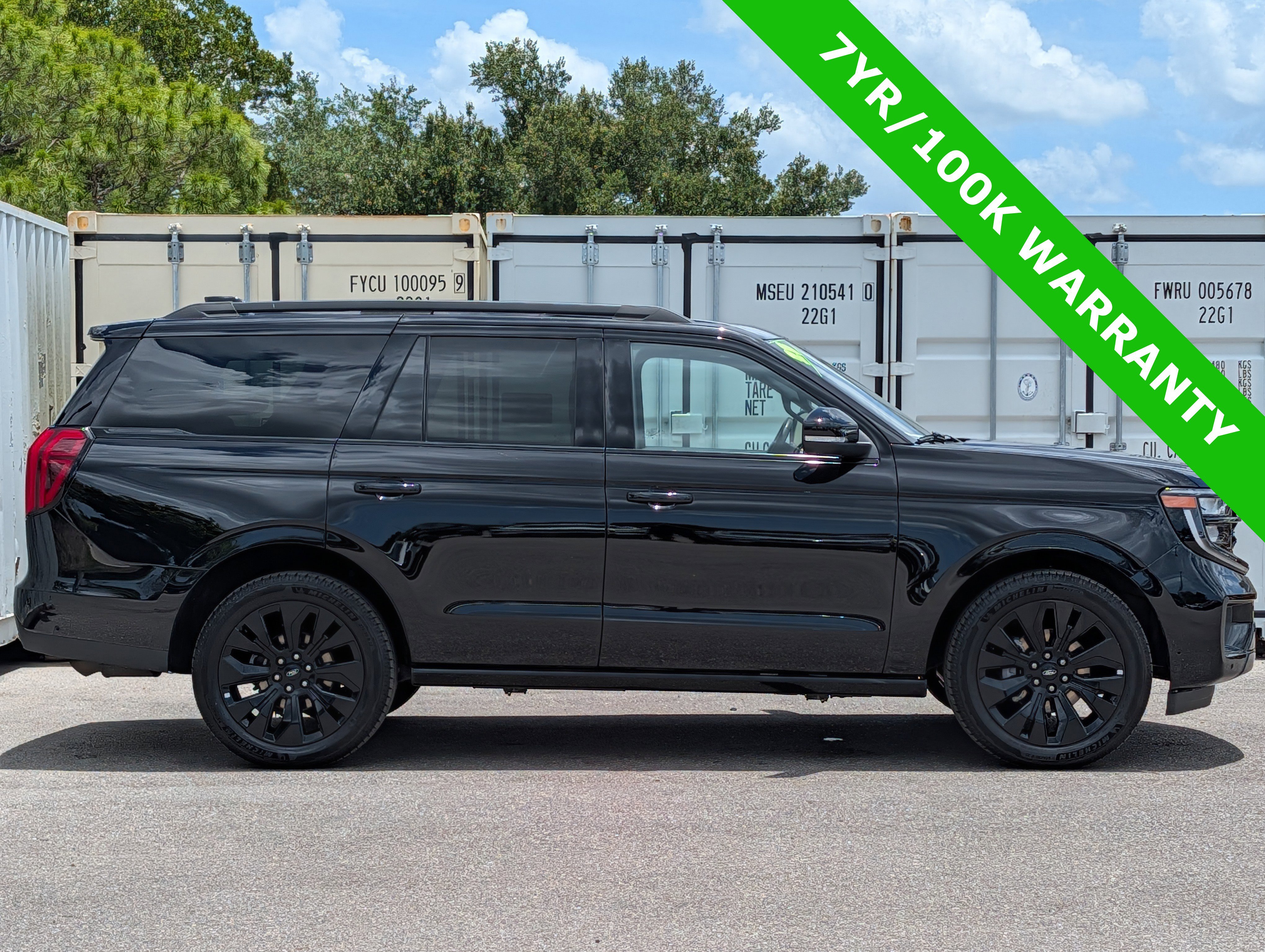 Certified 2025 Ford Expedition Platinum w/ Stealth Appearance Package AWD/4WD image 3