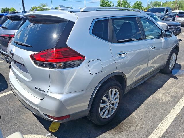 Used 2017 Nissan Rogue SV AWD/4WD image 6