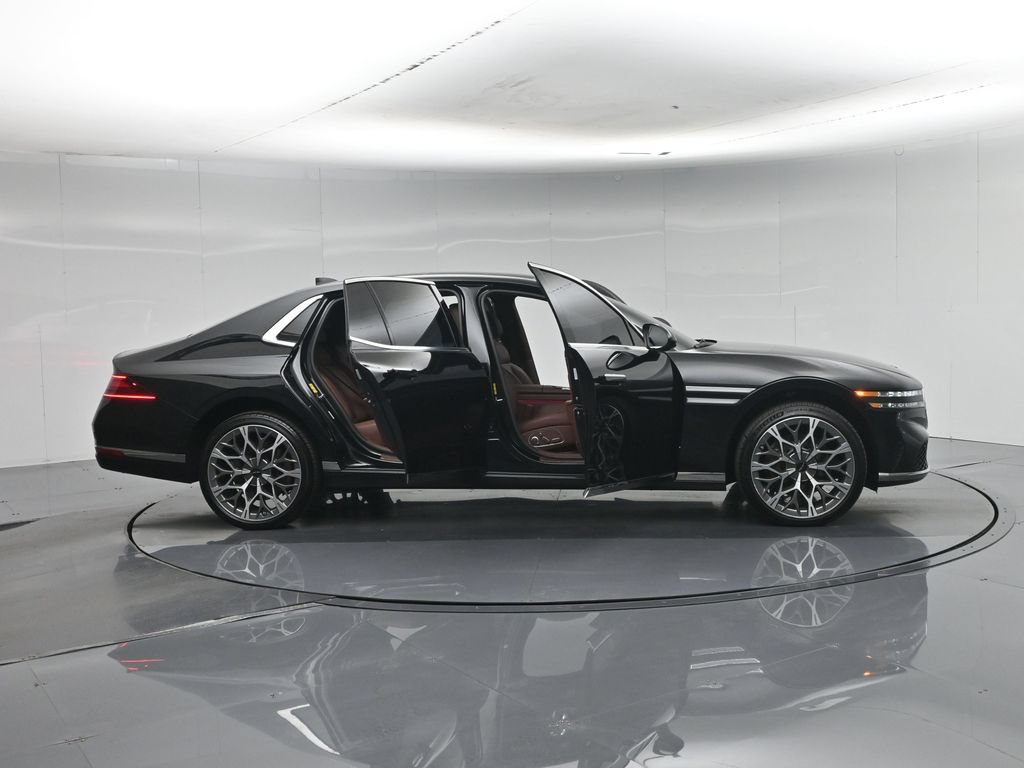 Used 2026 Genesis G90 3.5T AWD/4WD image 5
