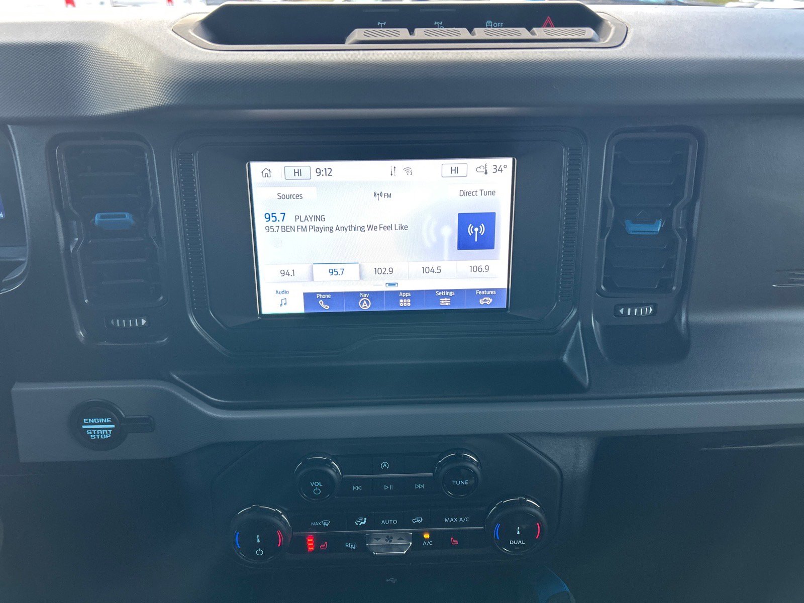 Certified 2022 Ford Bronco Black Diamond image 27