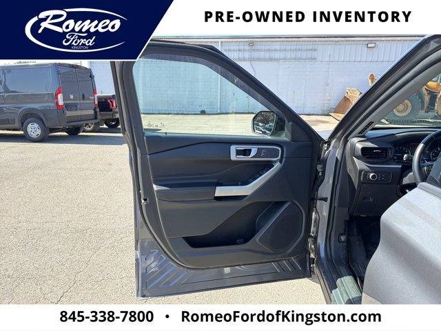 Certified 2021 Ford Explorer XLT w/ Class III Trailer Tow Package AWD/4WD image 9