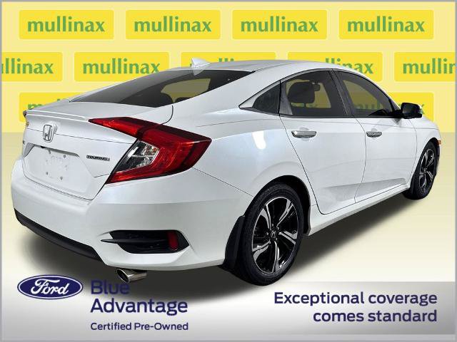 Used 2018 Honda Civic Touring image 4