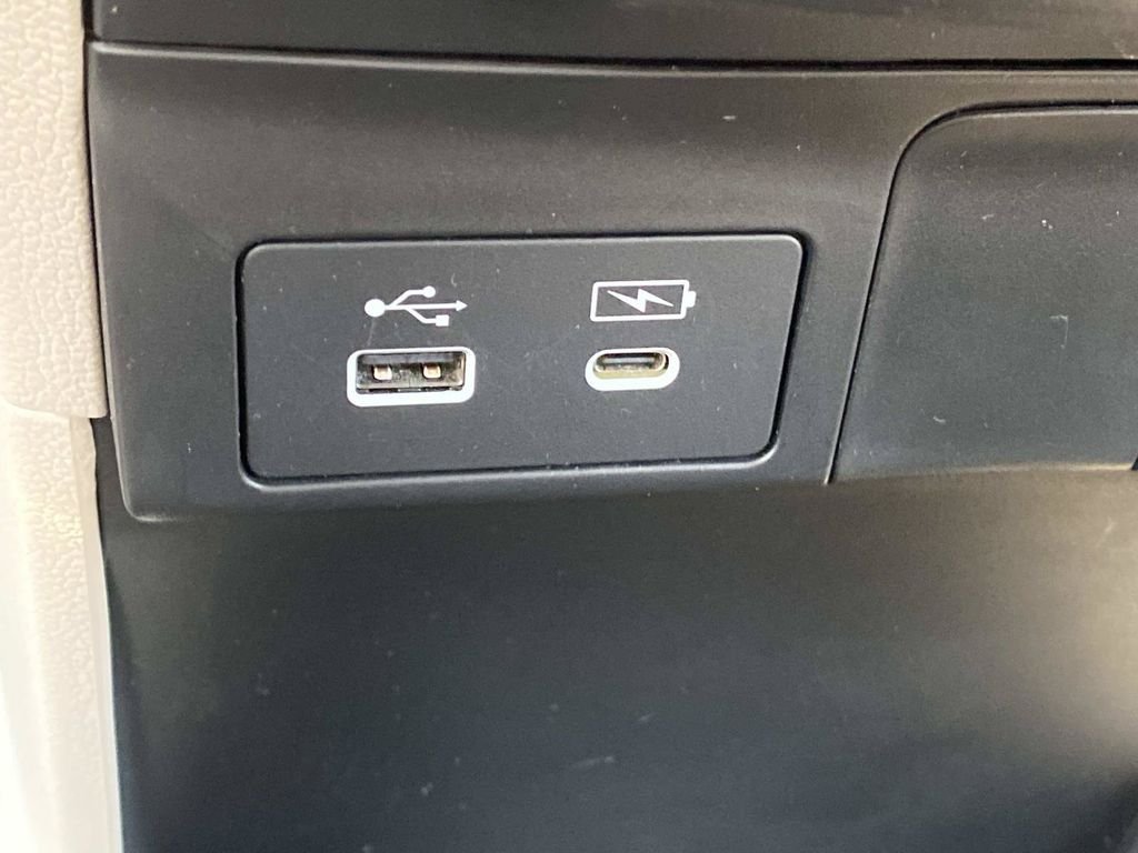 Used 2025 Honda Odyssey EX-L image 30