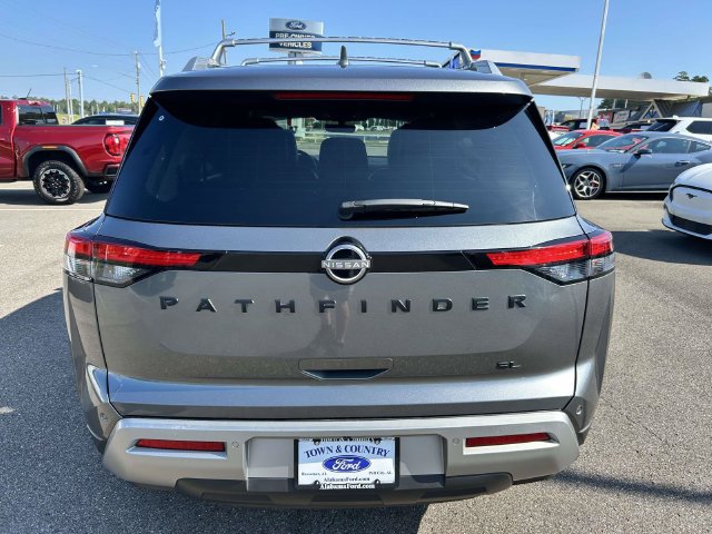 Used 2024 Nissan Pathfinder SL w/ SL Premium Package FWD image 34