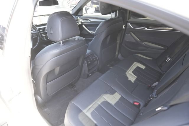 Used 2021 BMW 530i 530i image 12