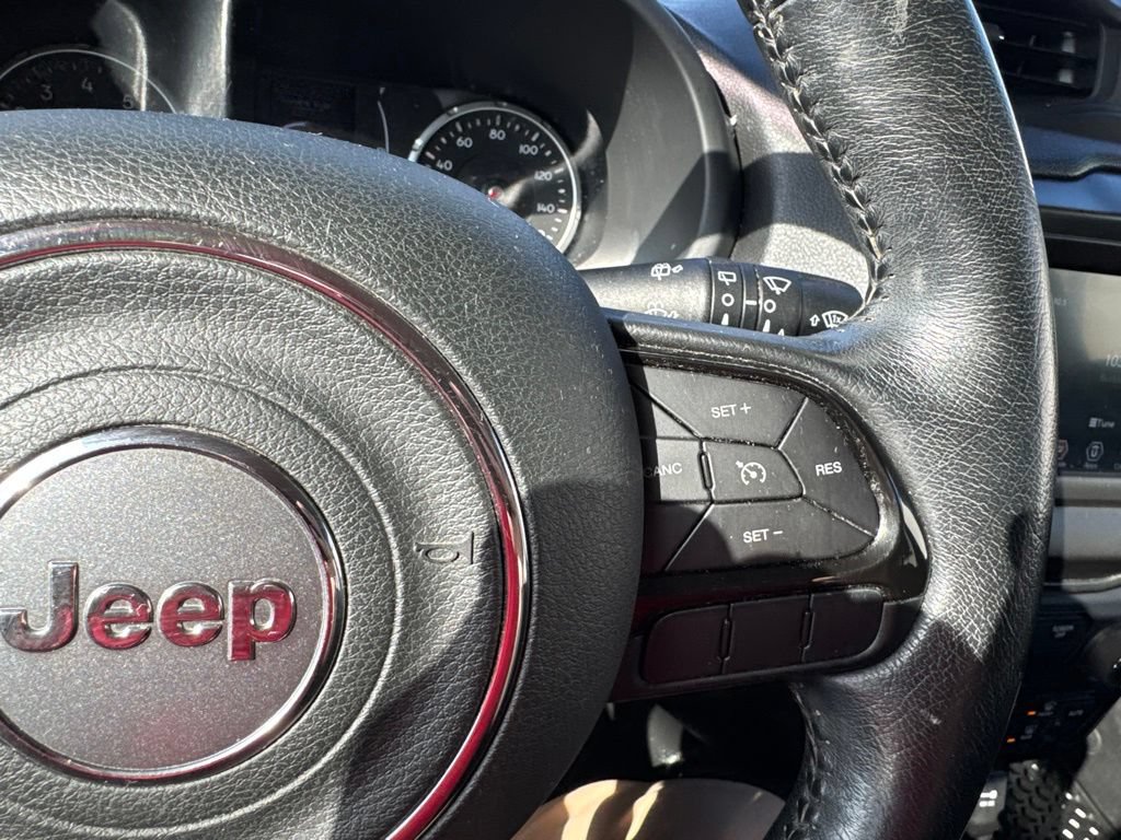 Used 2020 Jeep Renegade Altitude AWD/4WD image 22