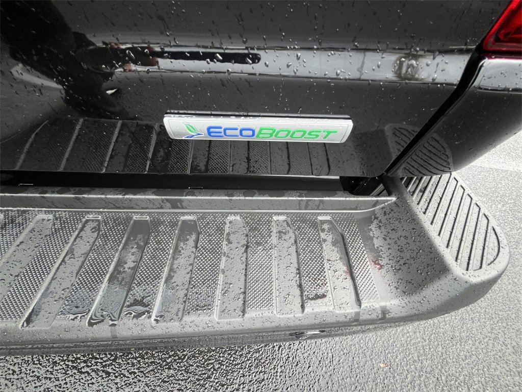 Certified 2022 Ford F150 Platinum w/ Equipment Group 701A High image 11