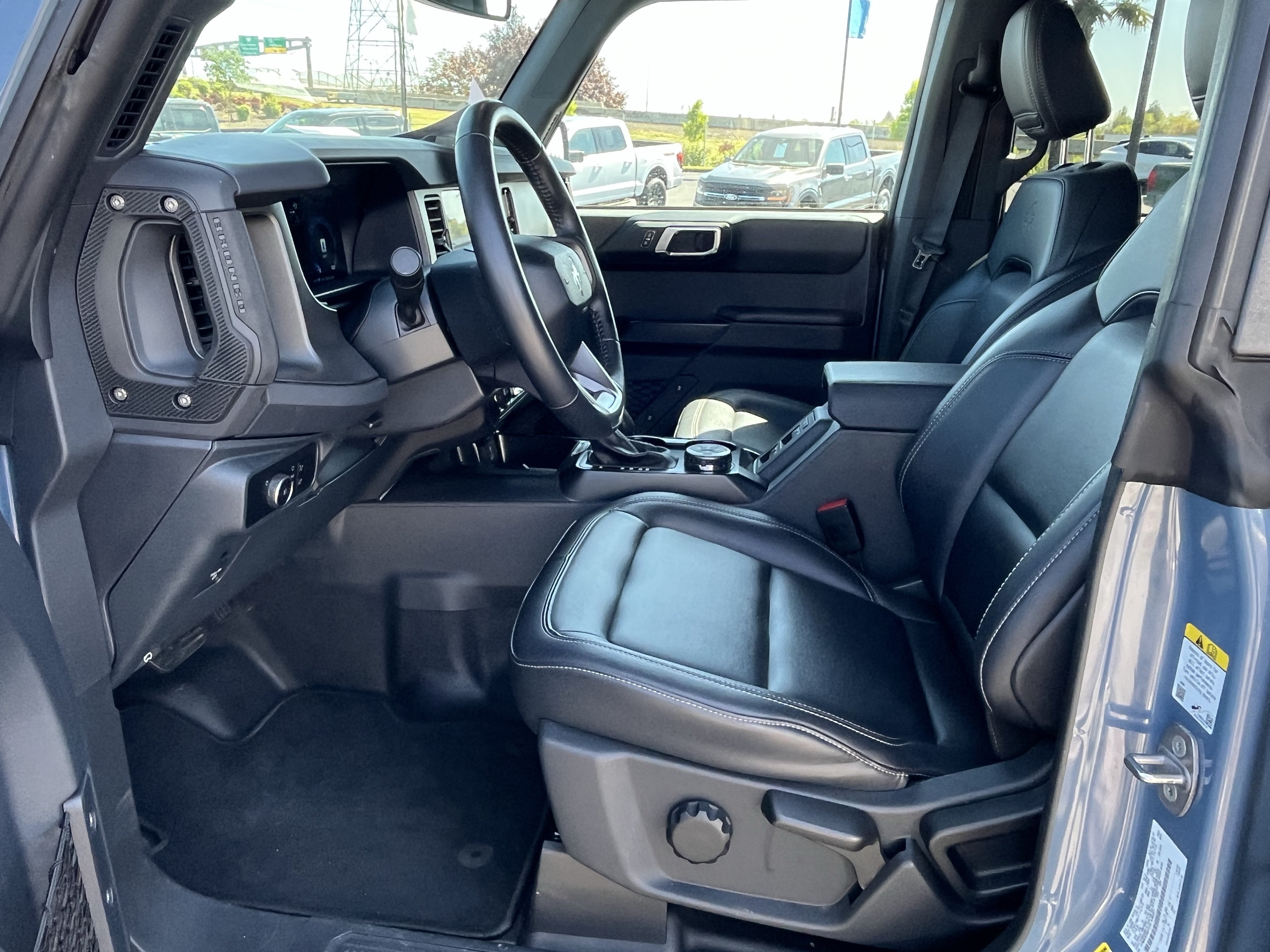 Certified 2025 Ford Bronco Badlands AWD/4WD image 7