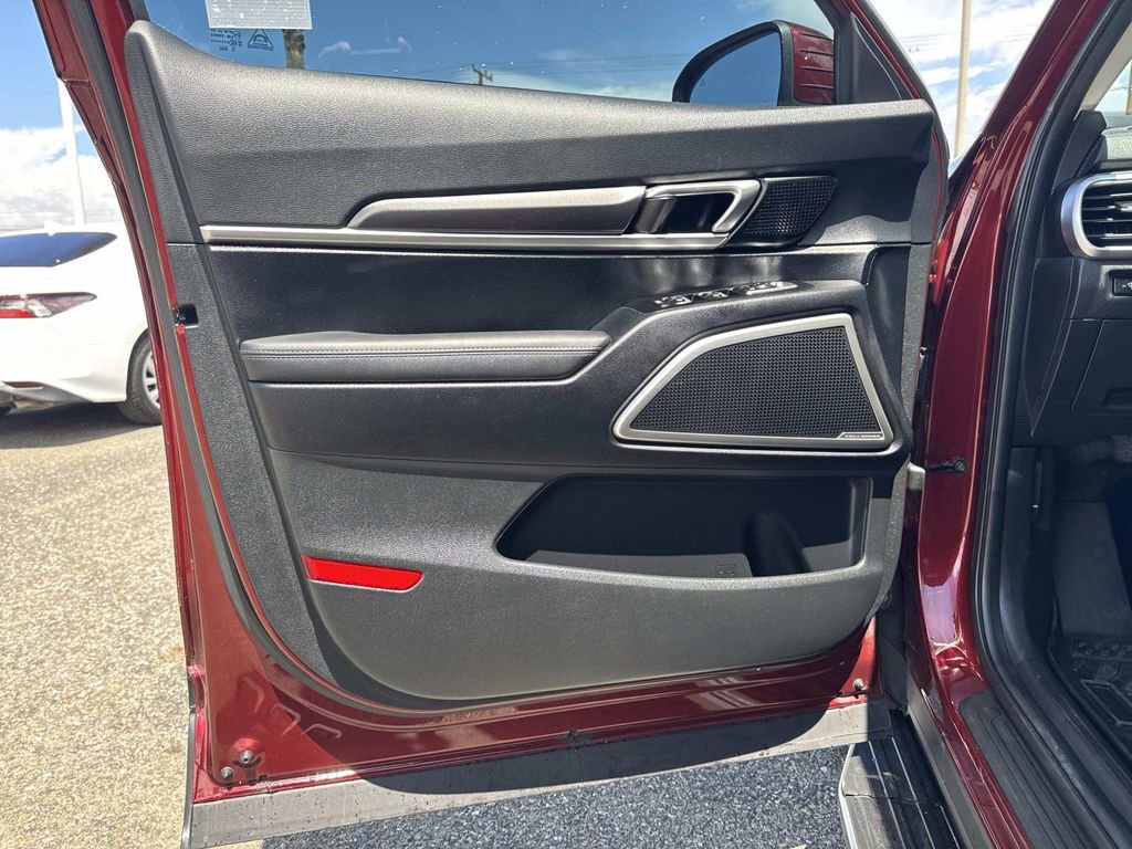 Used 2023 Kia Telluride S w/ S Sunroof Package AWD/4WD image 19