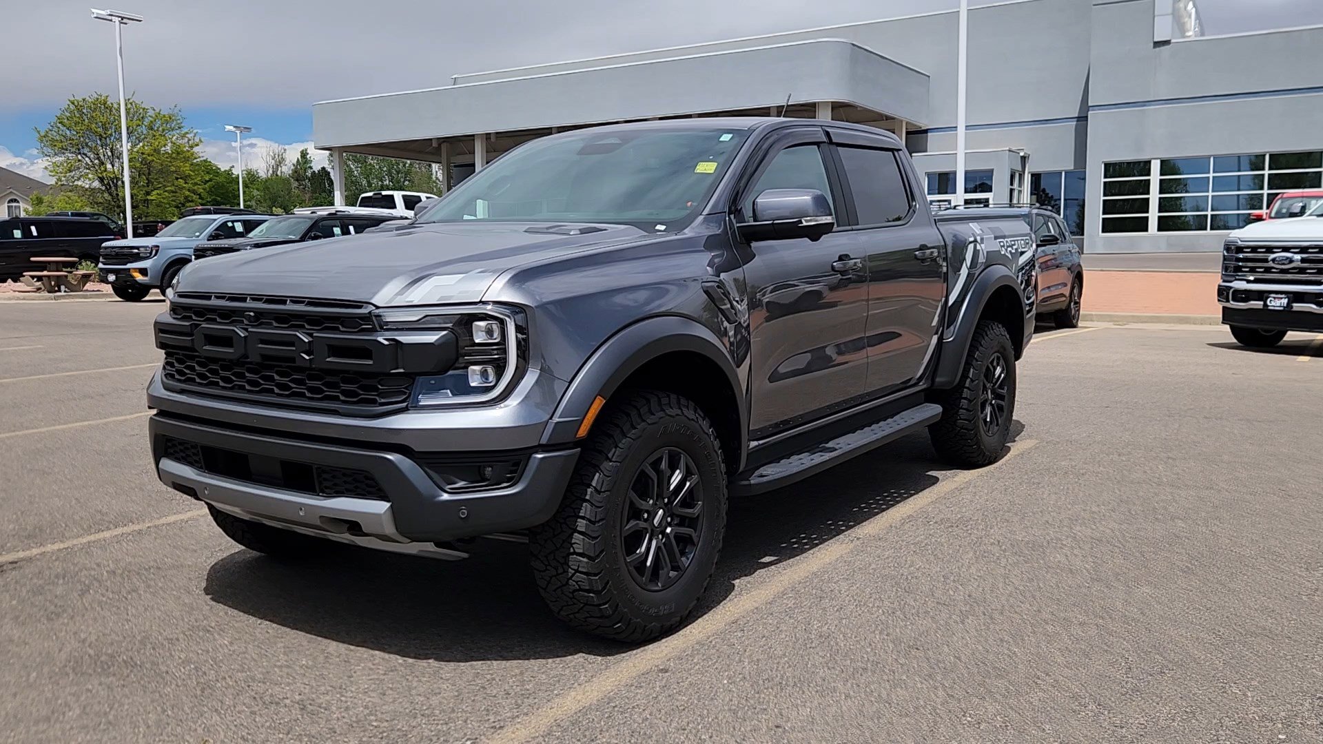 Certified 2025 Ford Ranger Raptor AWD/4WD image 2