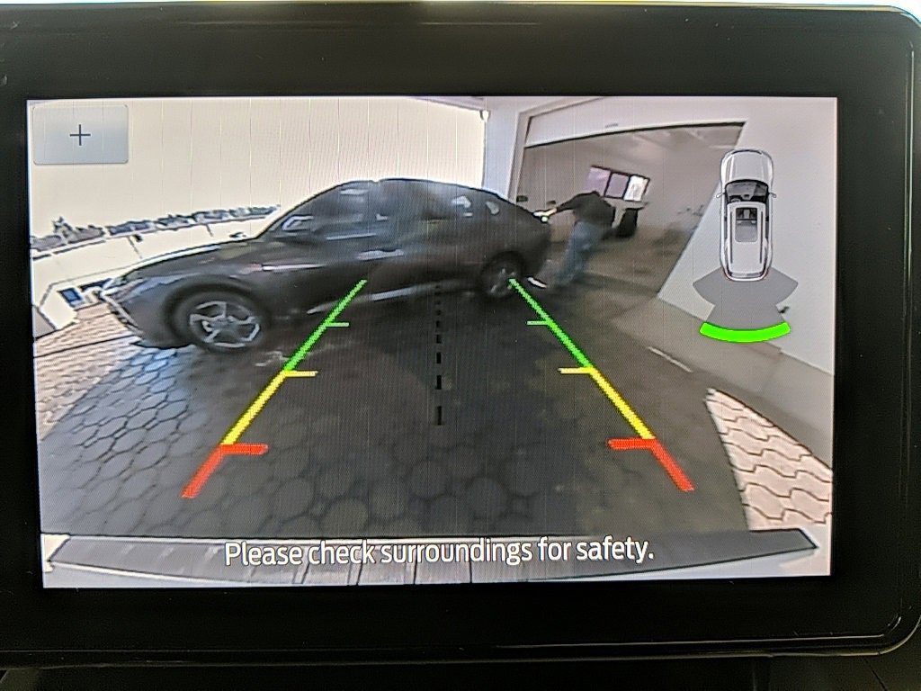 Certified 2022 Ford Explorer XLT w/ Equipment Group 202A image 20