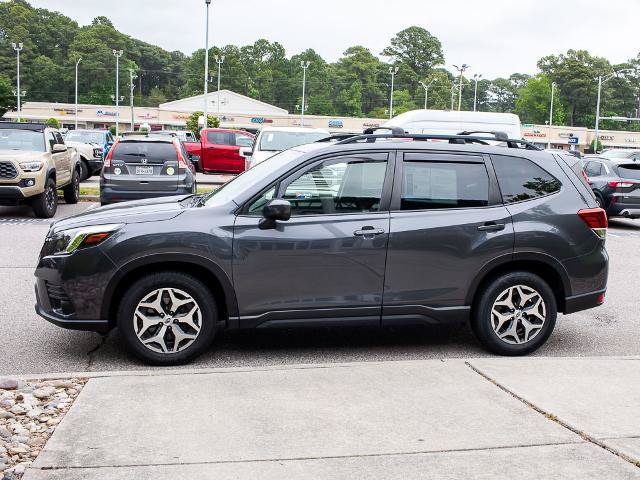 Used 2023 Subaru Forester Premium AWD/4WD image 3