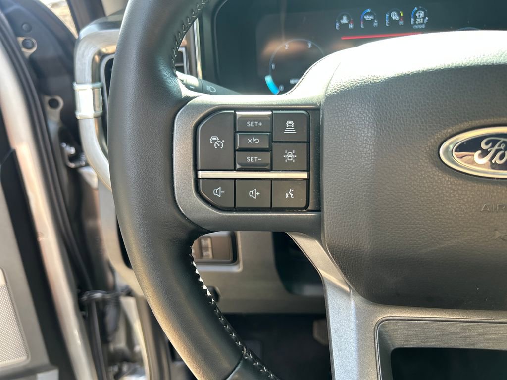 Certified 2024 Ford F250 Lariat w/ Lariat Ultimate Package AWD/4WD image 20