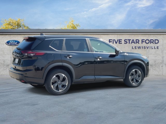 Used 2024 Nissan Rogue SV FWD image 8