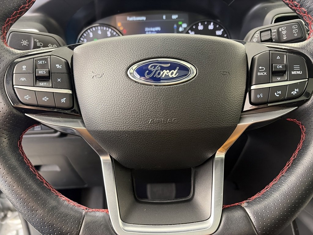 Certified 2022 Ford Explorer ST-Line w/ Class IV Trailer Tow Package image 16