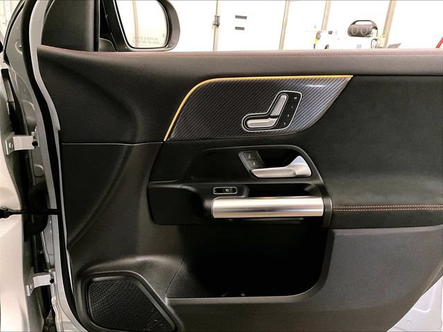 Used 2023 Mercedes-Benz GLA 250 image 23