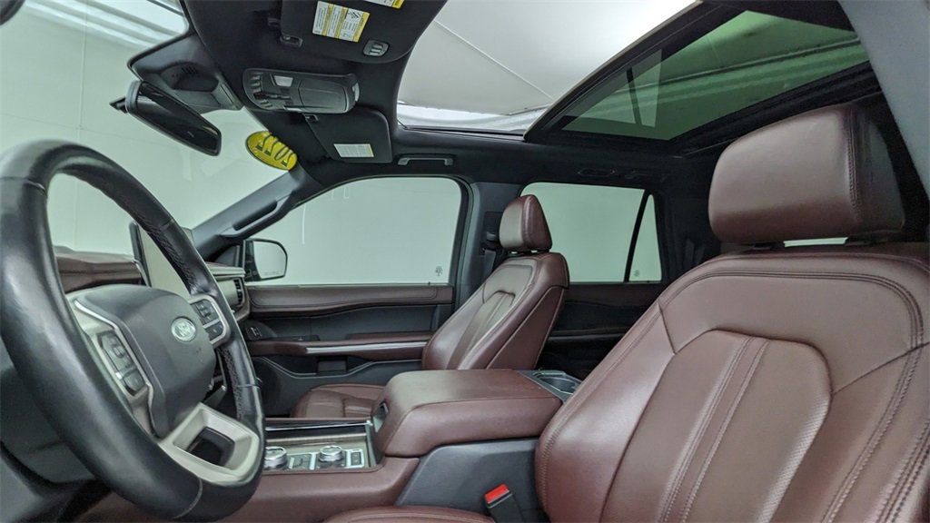 Certified 2022 Ford Expedition Max Limited image 3