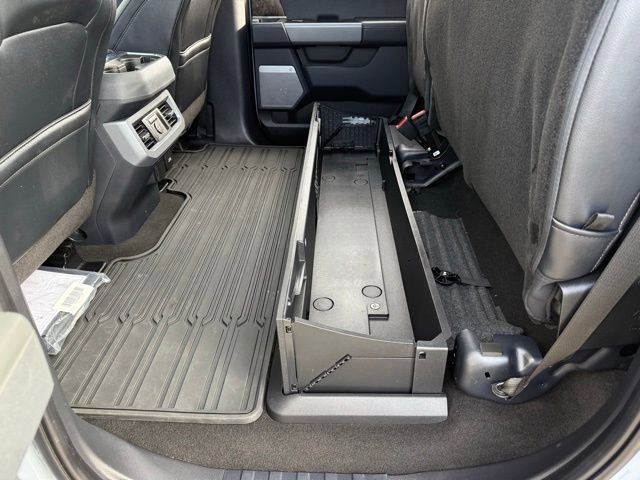 Certified 2024 Ford F350 Lariat w/ Lariat Ultimate Package image 17