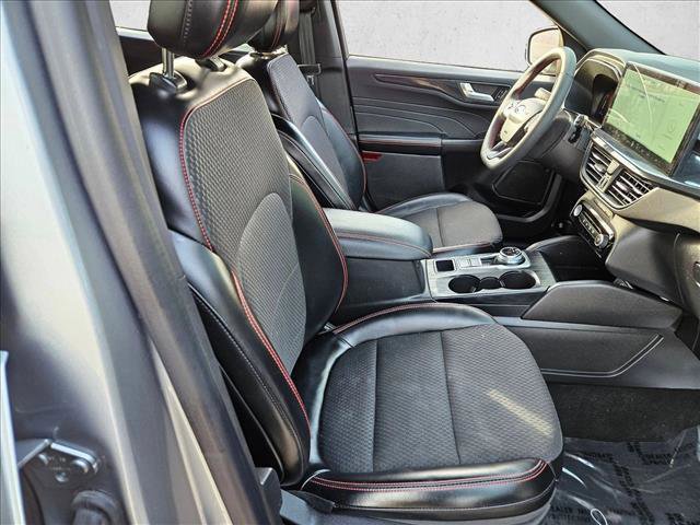 Certified 2023 Ford Escape ST-Line w/ Tech Pack #1 image 24