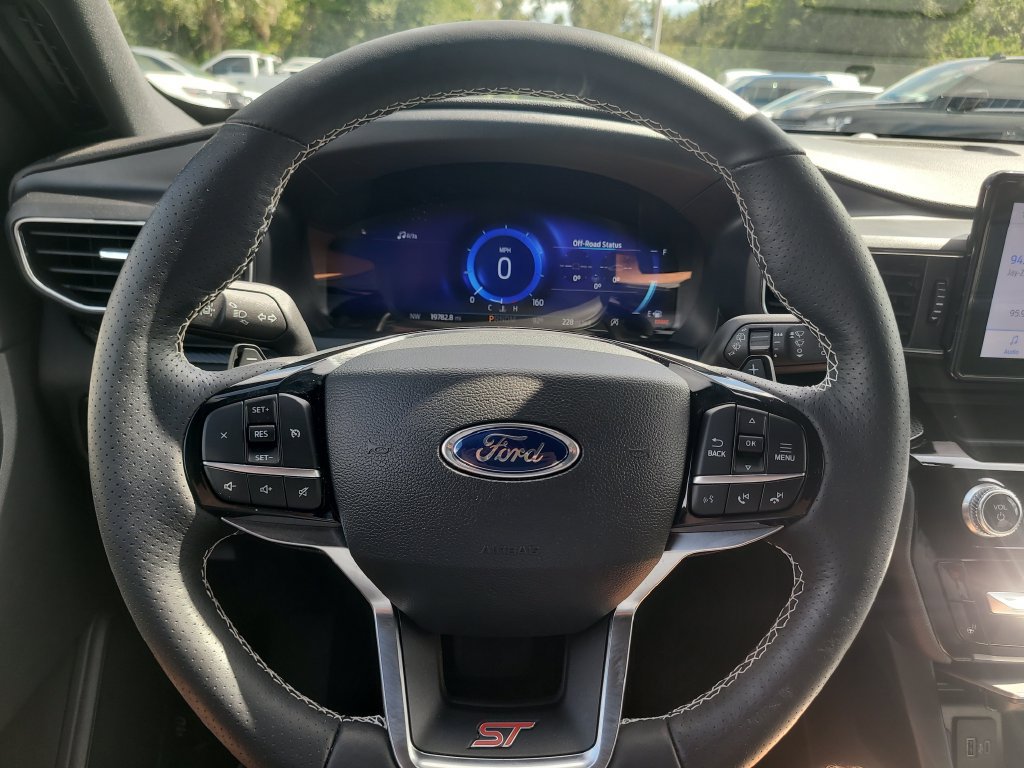 Certified 2023 Ford Explorer ST w/ ST Street Pack RWD image 28