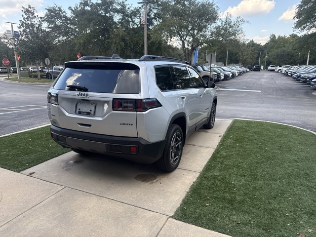 Used 2026 Jeep Cherokee Limited AWD/4WD image 3