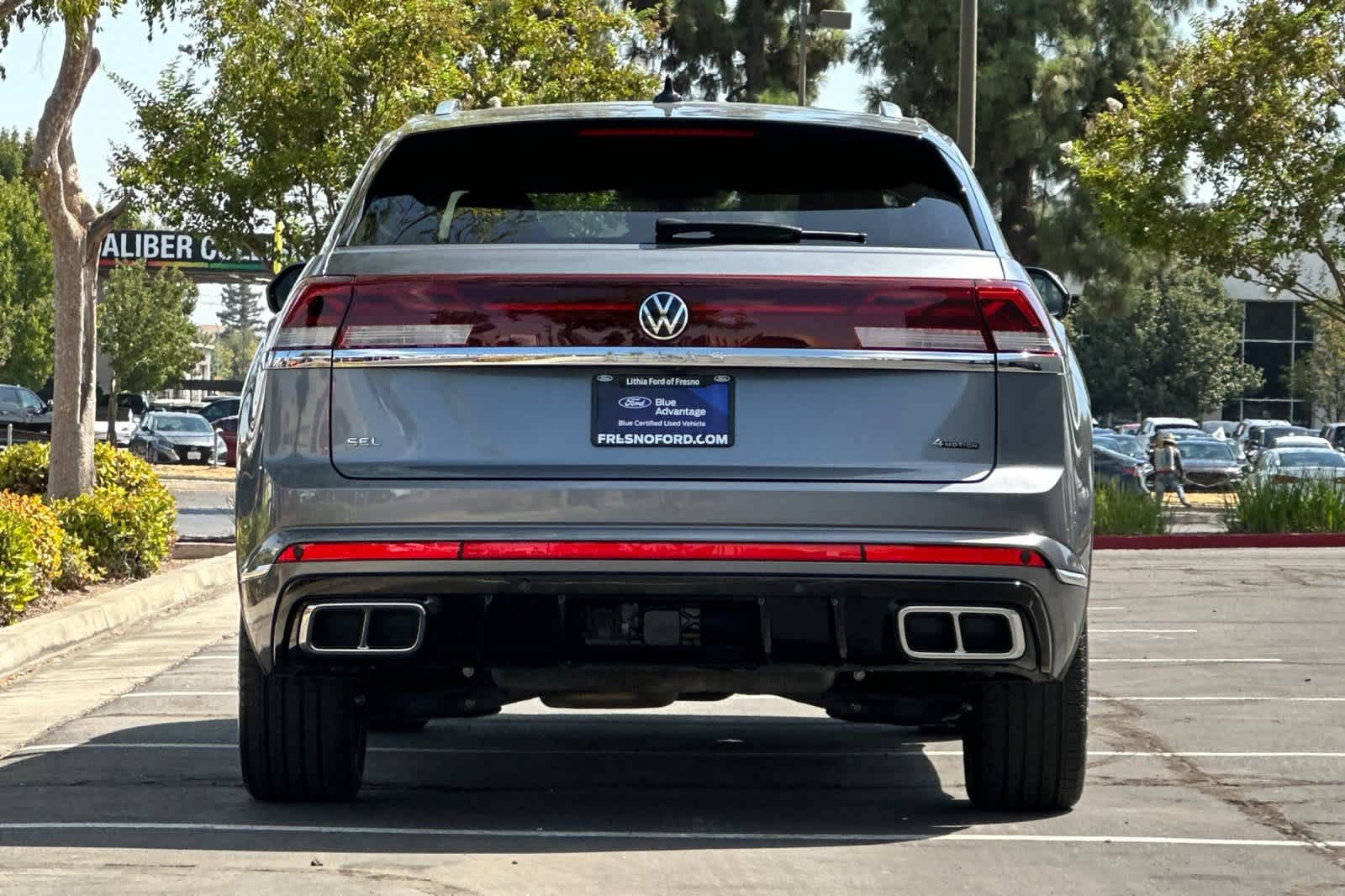Used 2024 Volkswagen Atlas Cross Sport SEL Premium R-Line AWD/4WD image 8