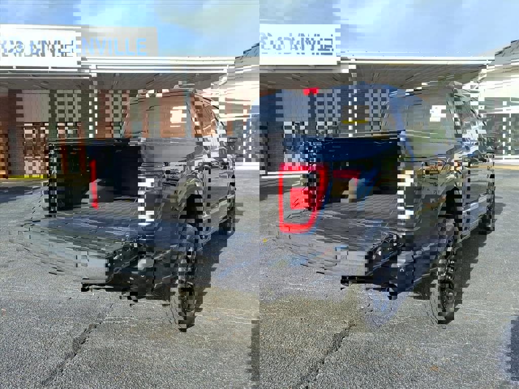 Certified 2022 Ford F150 Platinum w/ Equipment Group 701A High image 3