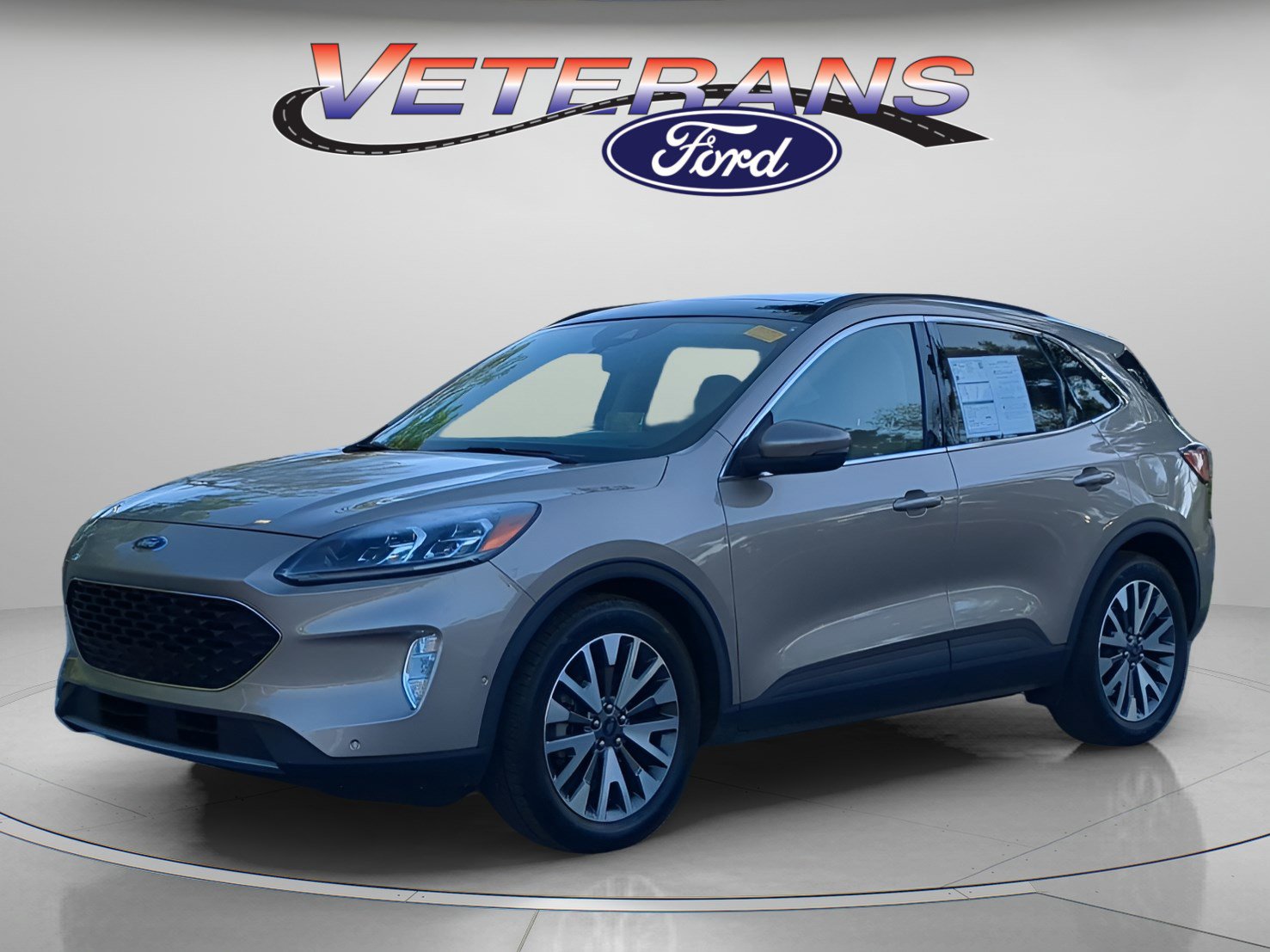 Certified 2020 Ford Escape Titanium w/ Titanium Premium Package 2.0