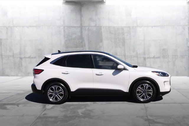 Certified 2020 Ford Escape SEL FWD image 5