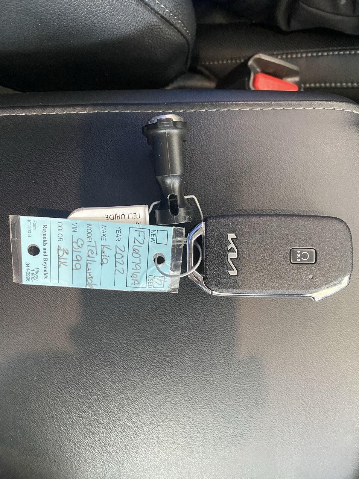 Used 2022 Kia Telluride EX w/ EX Premium Package FWD image 20