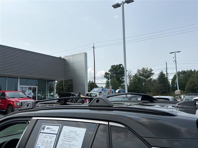 Used 2024 Toyota RAV4 XSE w/ Weather Package AWD/4WD image 28