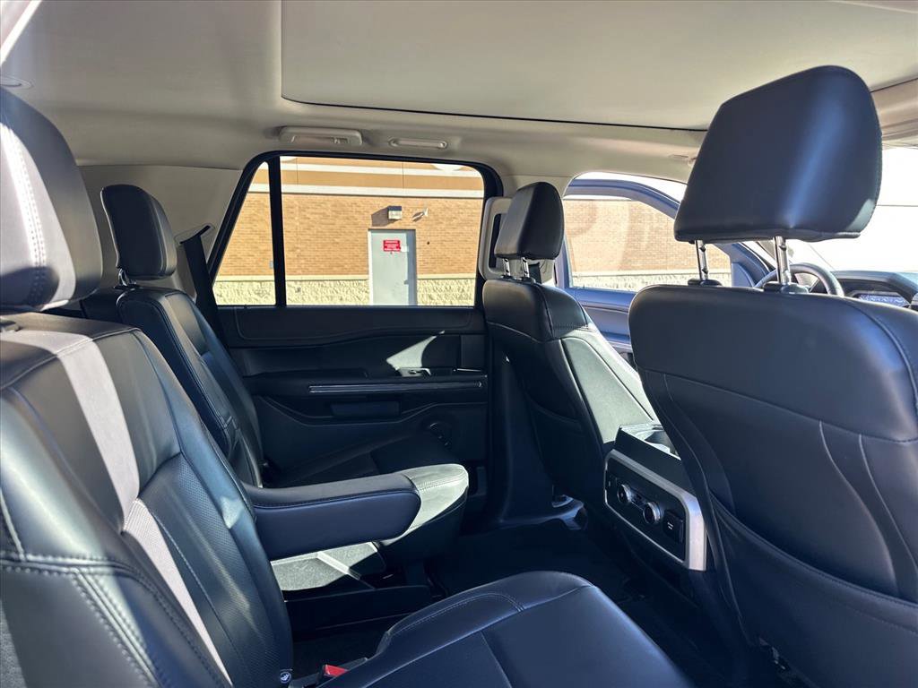 Certified 2022 Ford Expedition XLT image 28