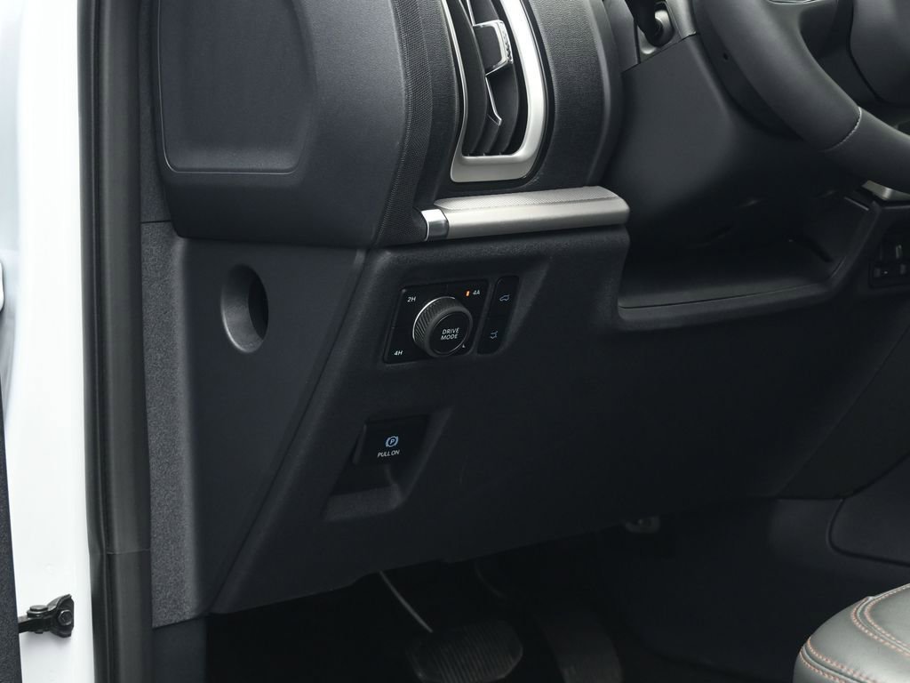 Certified 2025 Ford Expedition Max Active image 11