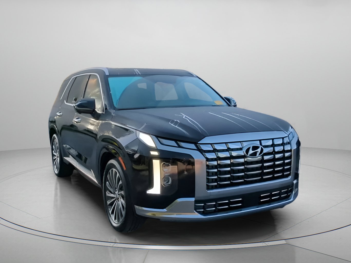 Used 2025 Hyundai Palisade Calligraphy FWD image 4
