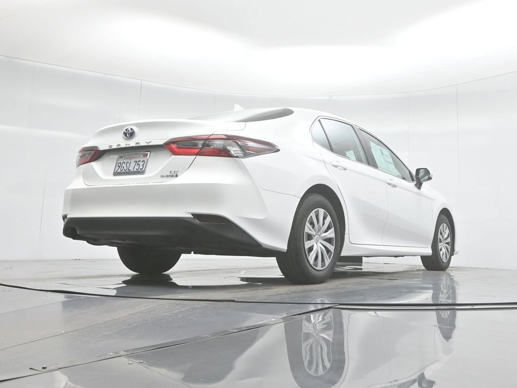 Used 2023 Toyota Camry LE image 17