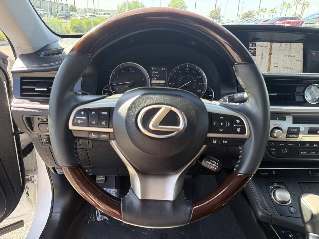 Used 2018 Lexus ES 350 w/ Navigation System Package FWD image 9