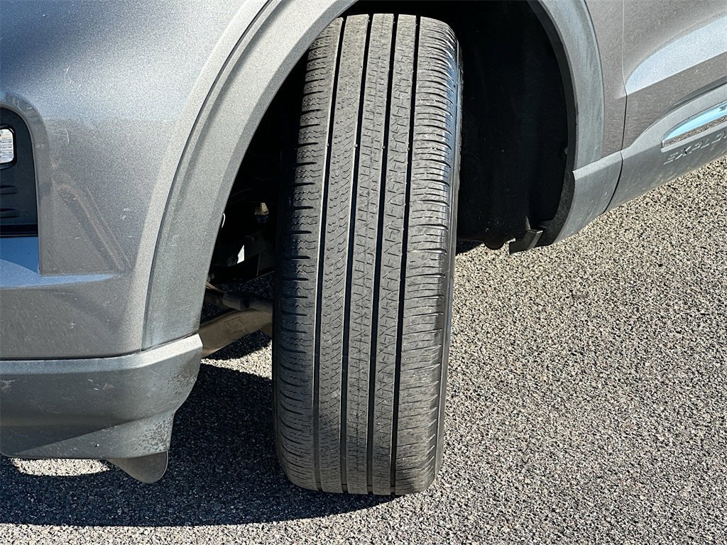 Certified 2023 Ford Explorer XLT w/ Equipment Group 202A image 25