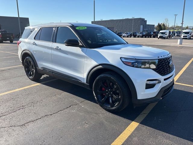 Certified 2022 Ford Explorer ST w/ Equipment Group 401A AWD/4WD image 1