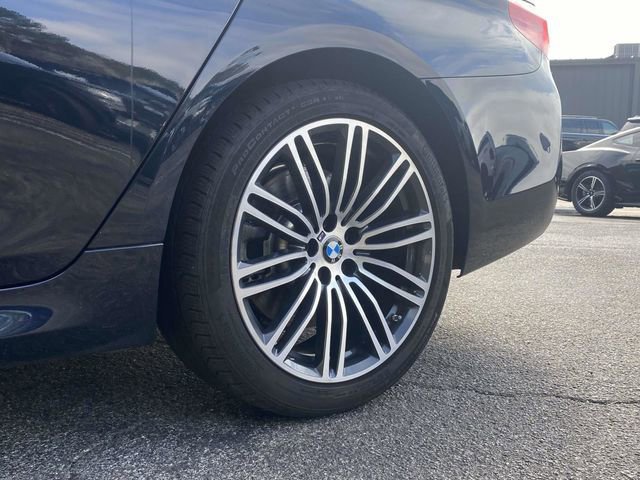 Used 2020 BMW 540i xDrive w/ M Sport Package image 11