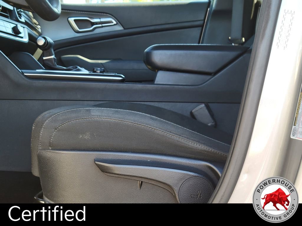 Used 2023 Kia Sportage LX FWD image 23