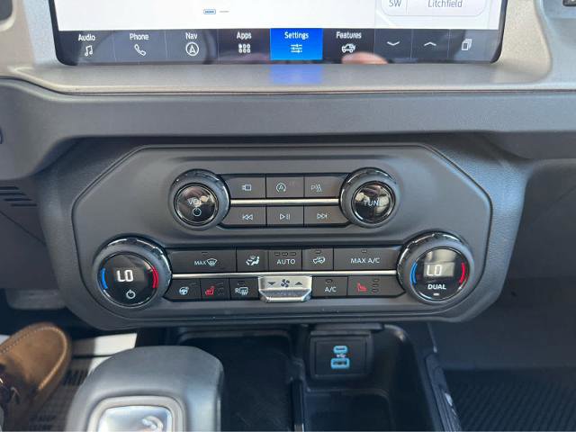 Certified 2025 Ford Bronco Outer Banks AWD/4WD image 21