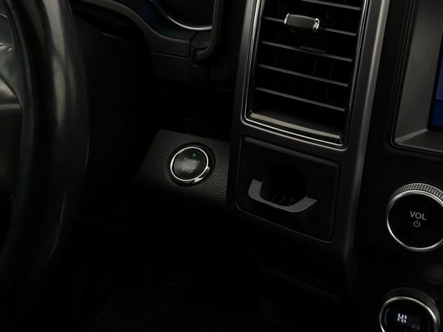 Certified 2019 Ford Expedition Platinum image 28