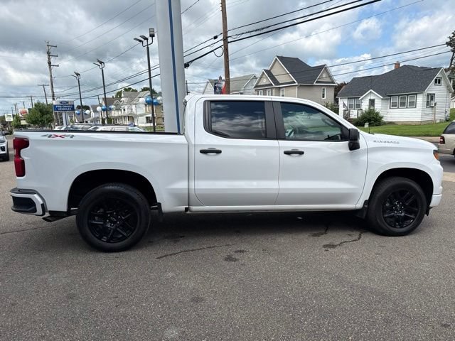Used 2023 Chevrolet Silverado 1500 Custom AWD/4WD image 5