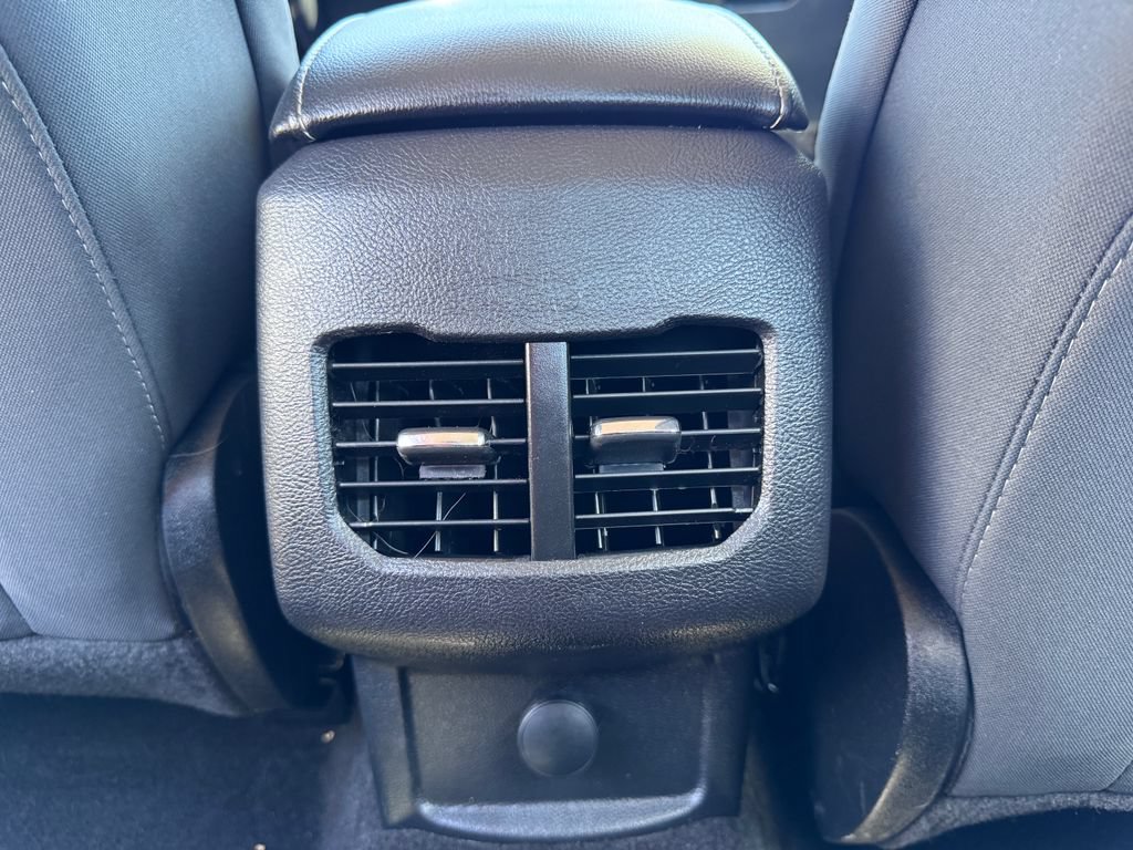 Certified 2020 Ford Fusion SE FWD image 26