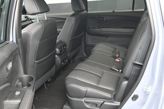 Used 2025 Honda Passport TrailSport image 5