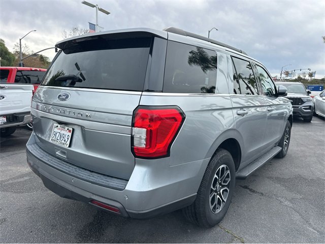 Certified 2022 Ford Expedition XLT image 4