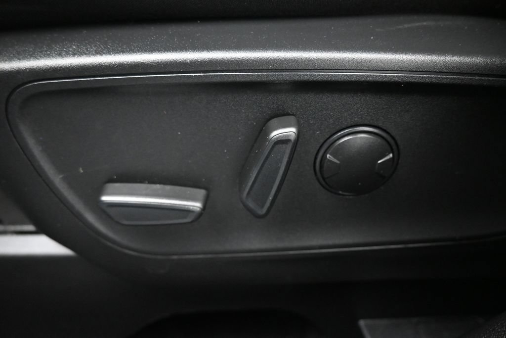 Certified 2023 Ford Escape Active FWD image 10