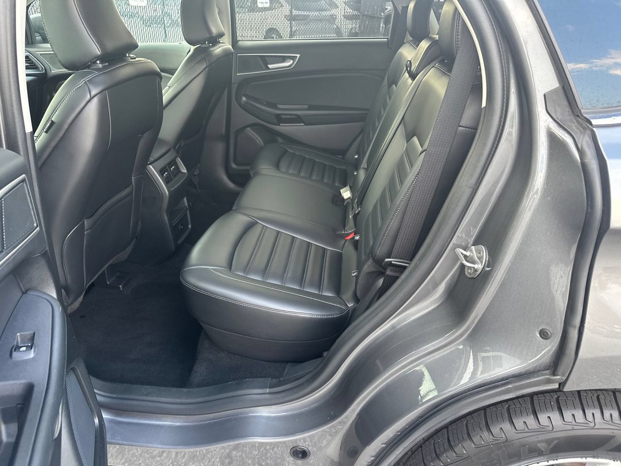 Certified 2024 Ford Edge SEL AWD/4WD image 20
