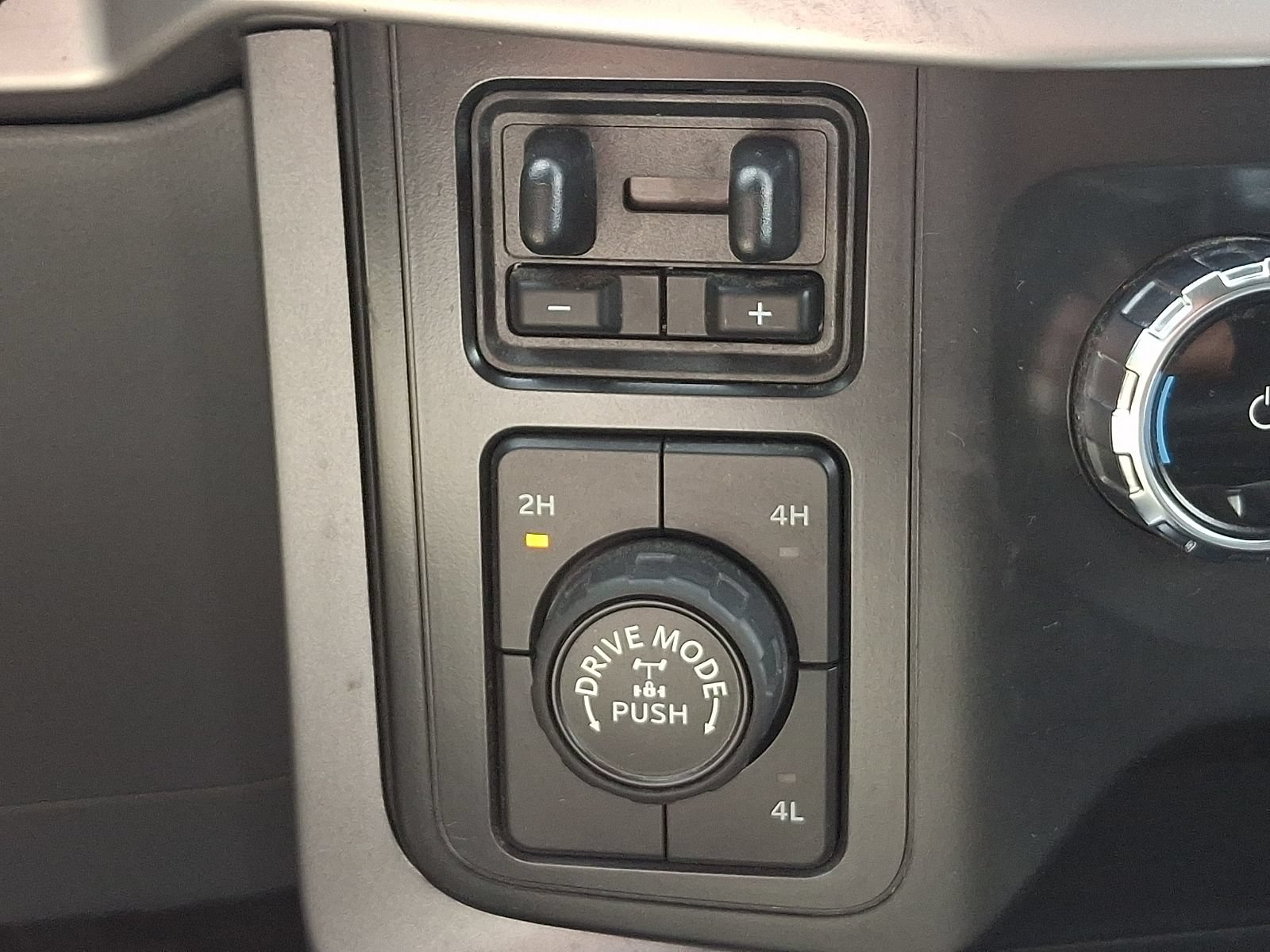 Certified 2022 Ford F150 XLT w/ Equipment Group 301A Mid AWD/4WD image 24