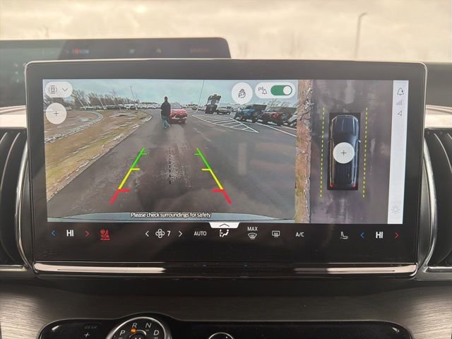 Certified 2025 Ford Expedition Max Platinum w/ Driver's Package image 41